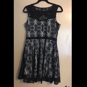 Lace A line Dress with back cutout